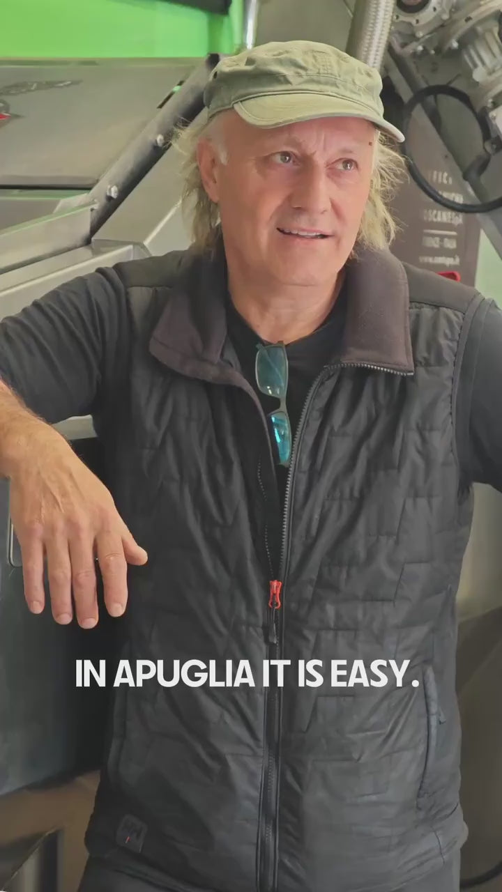 Sandi Babič speaking about olive oil, homepage clip 4